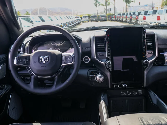 Nuevos RAM 1500 à Estados chez autogozo