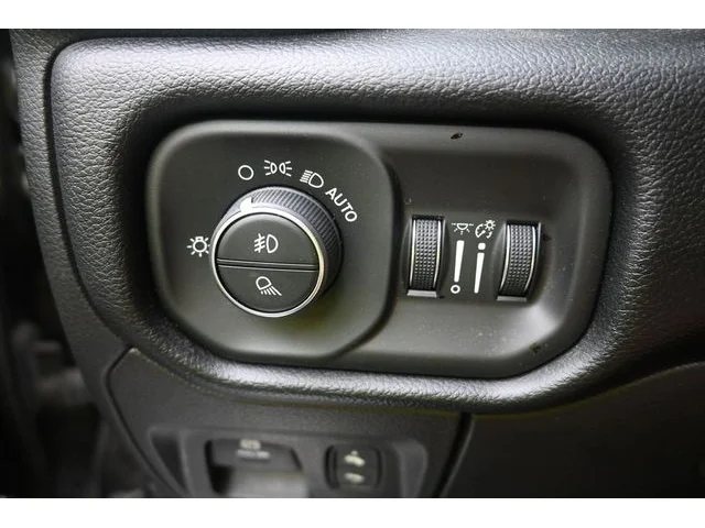 SEMINUEVOS RAM 1500 a Estados en autogozo