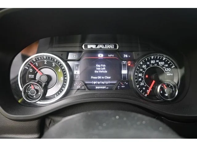 SEMINUEVOS RAM 1500 a Estados en autogozo