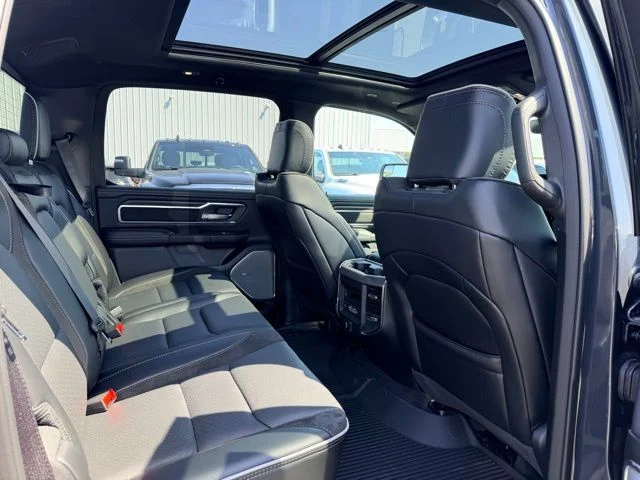 Nuevos RAM 1500 à Estados chez autogozo