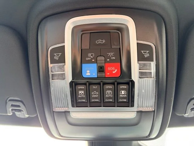 Nuevos RAM 1500 à Estados chez autogozo