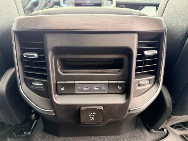 Nuevos RAM 1500 à Estados chez autogozo