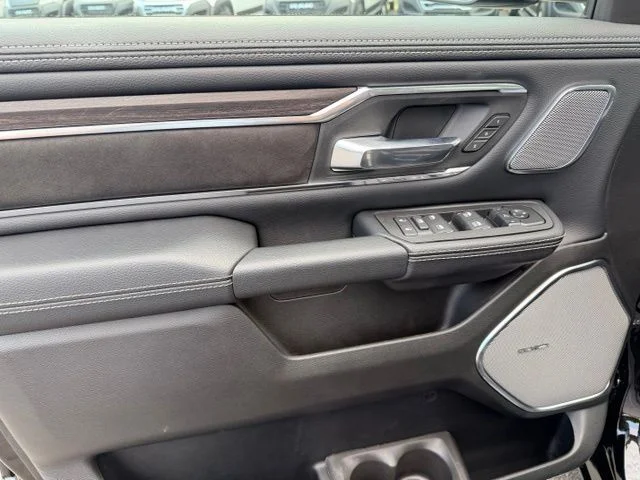 Nuevos RAM 1500 à Estados chez autogozo