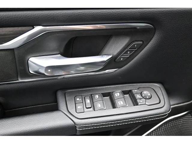 Nuevos RAM 1500 à Estados chez autogozo