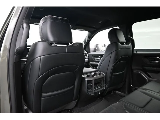 Nuevos RAM 1500 à Estados chez autogozo