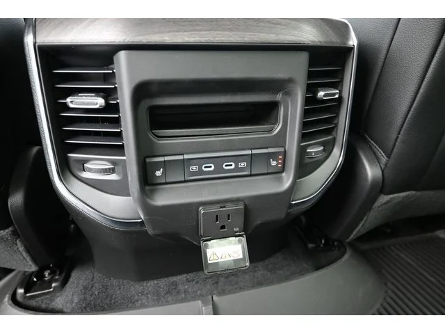 Nuevos RAM 1500 à Estados chez autogozo
