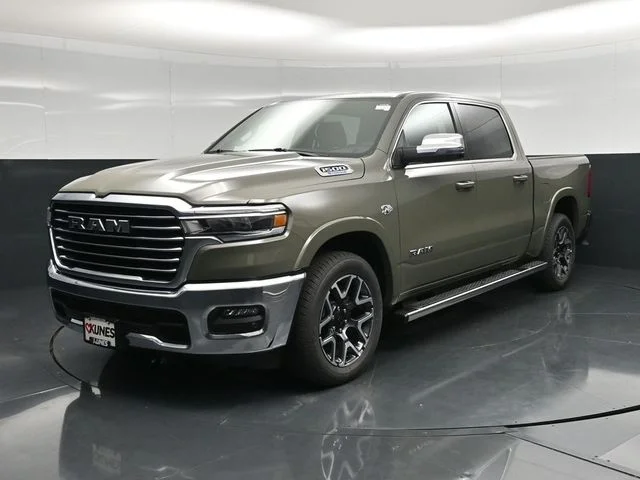 Nuevos RAM 1500 à Estados chez autogozo