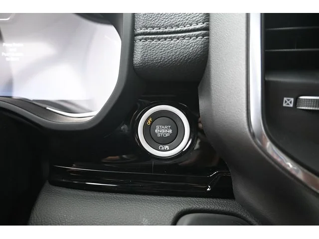 Nuevos RAM 1500 à Estados chez autogozo