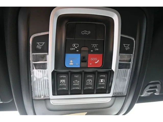 Nuevos RAM 1500 à Estados chez autogozo