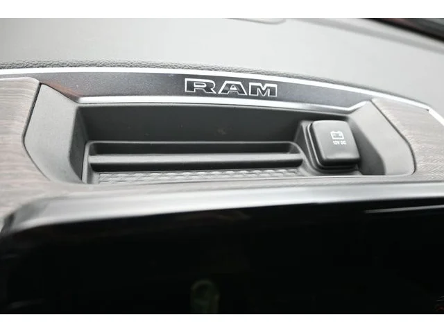 Nuevos RAM 1500 à Estados chez autogozo