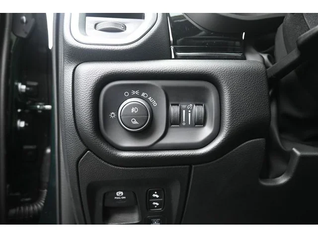Nuevos RAM 1500 à Estados chez autogozo