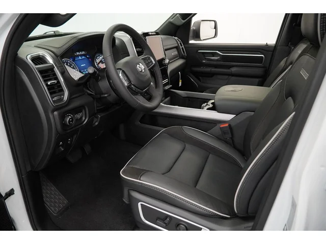Nuevos RAM 1500 à Estados chez autogozo
