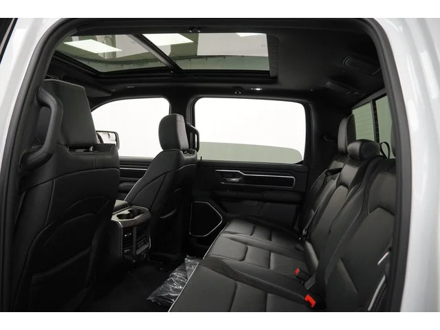 Nuevos RAM 1500 à Estados chez autogozo