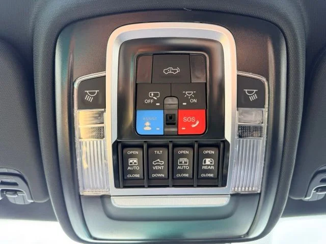Nuevos RAM 1500 à Estados chez autogozo