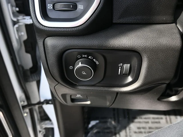 SEMINUEVOS RAM 1500 a Estados en autogozo
