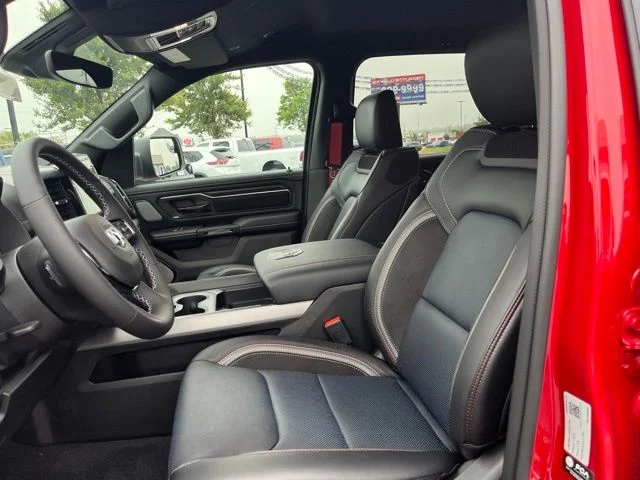 Nuevos RAM 1500 à Estados chez autogozo