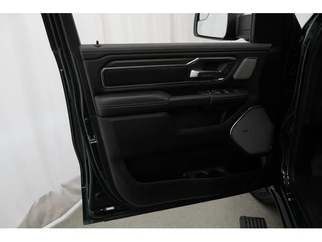 Nuevos RAM 1500 à Estados chez autogozo
