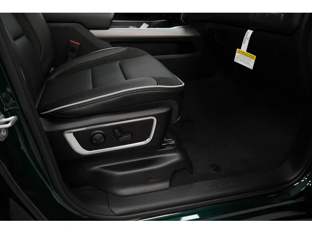 Nuevos RAM 1500 à Estados chez autogozo