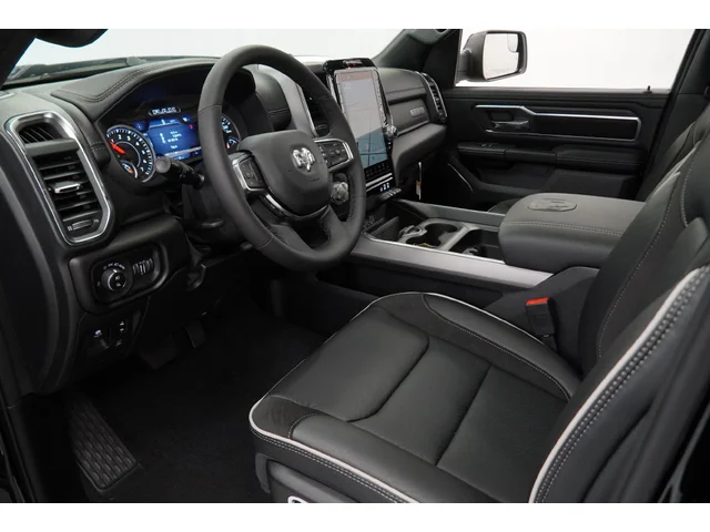 Nuevos RAM 1500 à Estados chez autogozo