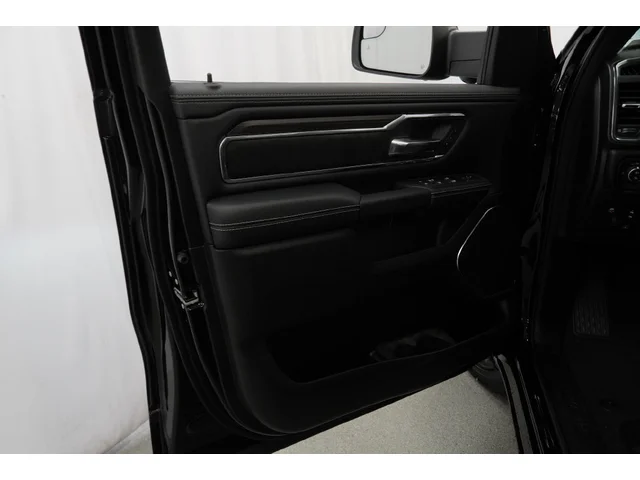 Nuevos RAM 1500 à Estados chez autogozo