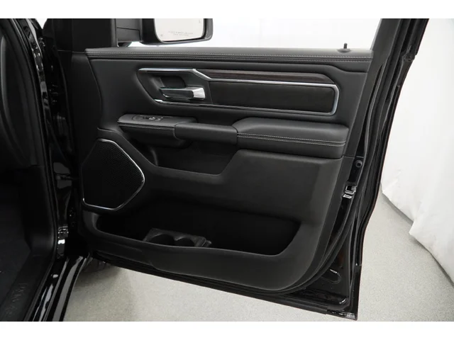 Nuevos RAM 1500 à Estados chez autogozo