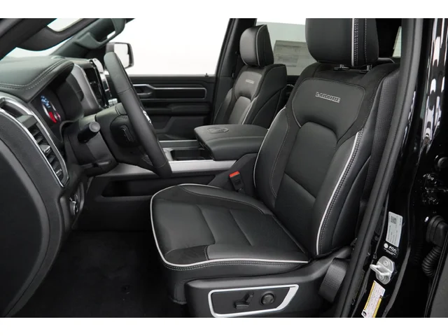 Nuevos RAM 1500 à Estados chez autogozo