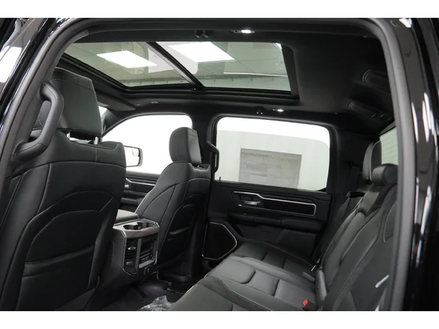 Nuevos RAM 1500 à Estados chez autogozo