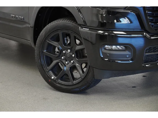 Nuevos RAM 1500 à Estados chez autogozo