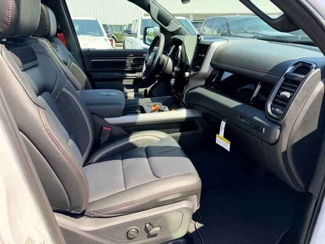 Nuevos RAM 1500 à Estados chez autogozo