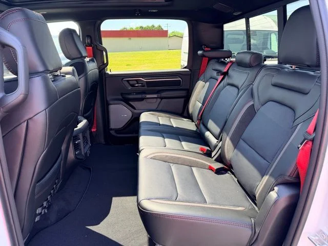Nuevos RAM 1500 à Estados chez autogozo