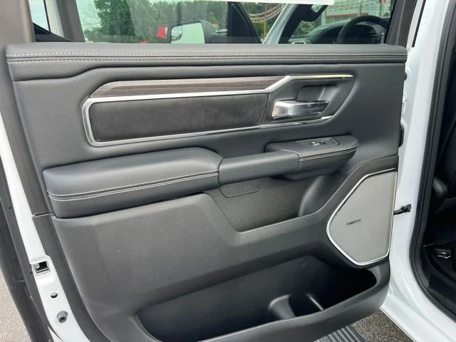 Nuevos RAM 1500 à Estados chez autogozo