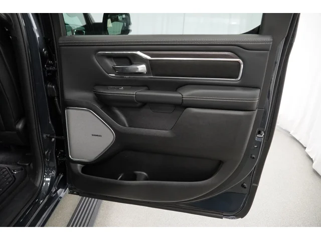 Nuevos RAM 1500 à Estados chez autogozo