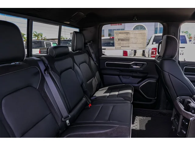 Nuevos RAM 1500 à Estados chez autogozo