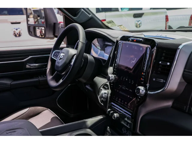 Nuevos RAM 1500 à Estados chez autogozo