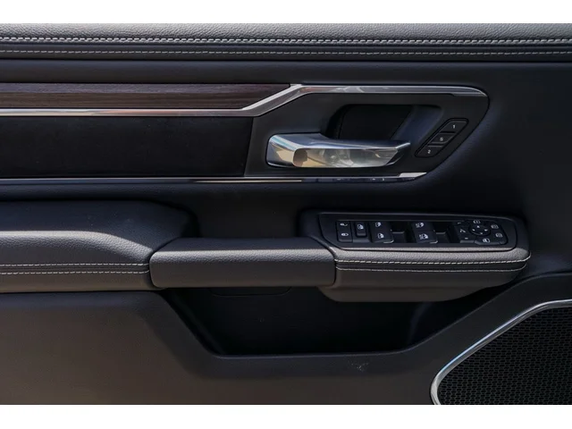 Nuevos RAM 1500 à Estados chez autogozo
