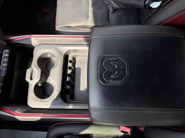 SEMINUEVOS RAM 1500 a Estados en autogozo