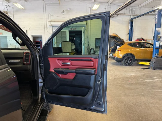 SEMINUEVOS RAM 1500 a Estados en autogozo