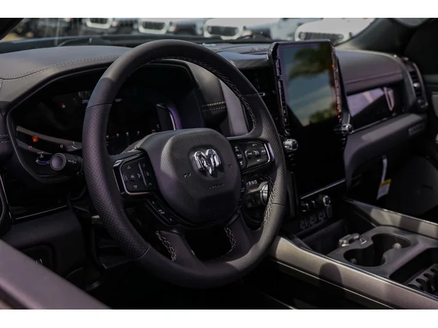 Nuevos RAM 1500 à Estados chez autogozo