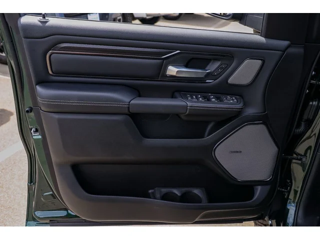Nuevos RAM 1500 à Estados chez autogozo