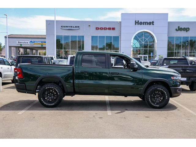 Nuevos RAM 1500 à Estados chez autogozo