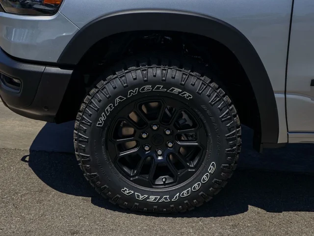 Nuevos RAM 1500 à Estados chez autogozo