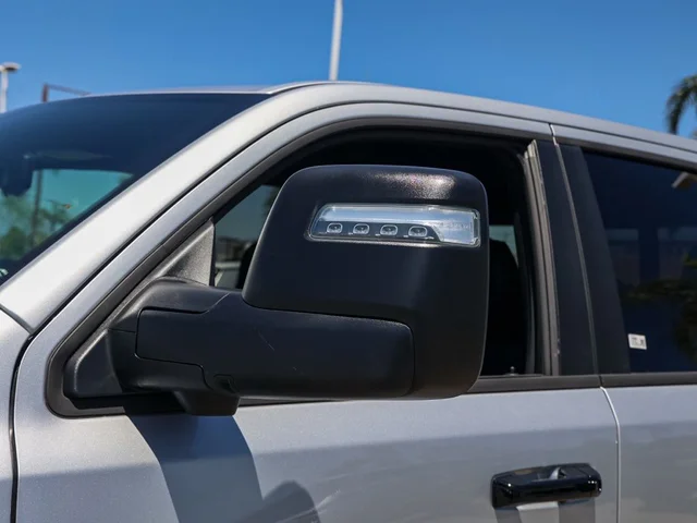 Nuevos RAM 1500 à Estados chez autogozo