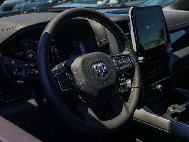 Nuevos RAM 1500 à Estados chez autogozo
