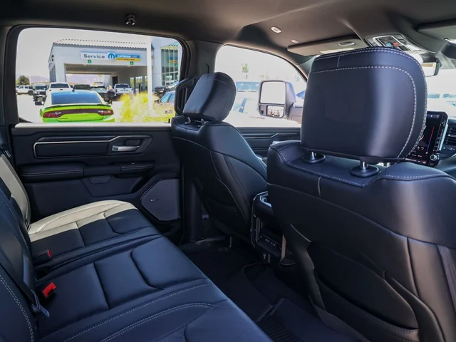 Nuevos RAM 1500 à Estados chez autogozo