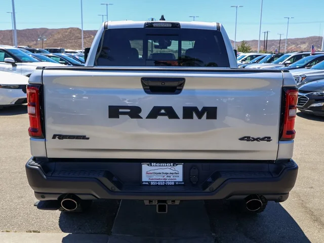 Nuevos RAM 1500 à Estados chez autogozo