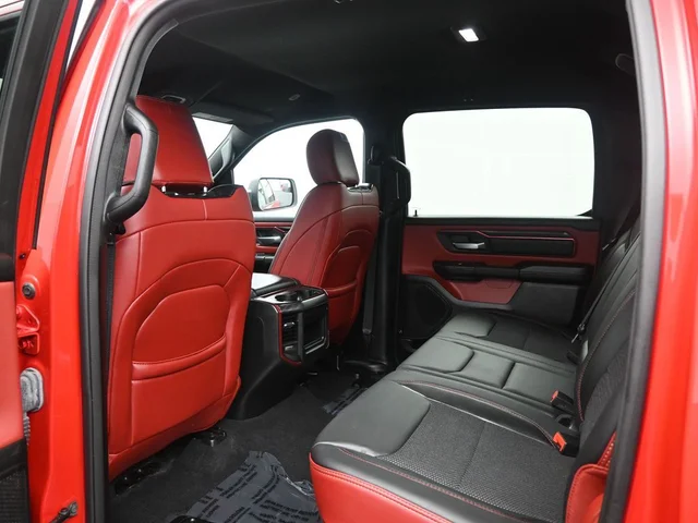 SEMINUEVOS RAM 1500 a Estados en autogozo