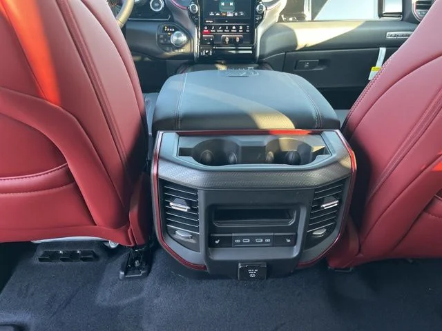 Nuevos RAM 1500 à Estados chez autogozo