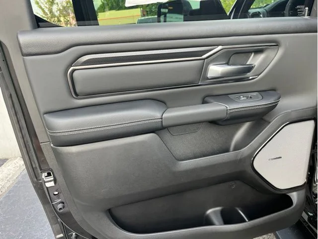 Nuevos RAM 1500 à Estados chez autogozo