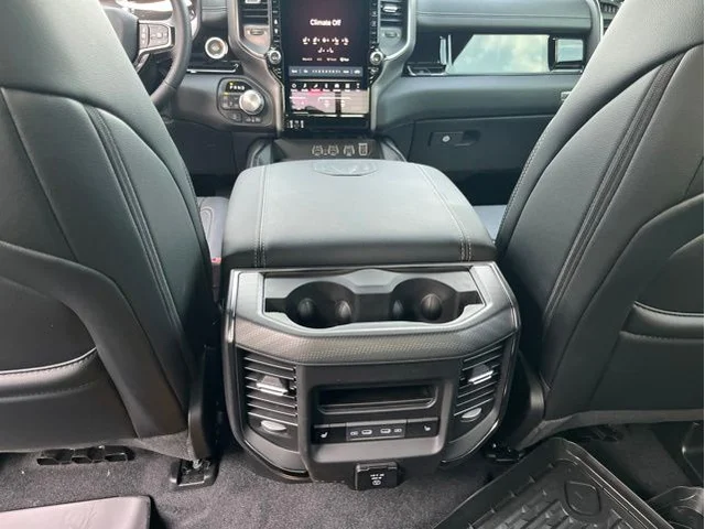 Nuevos RAM 1500 à Estados chez autogozo