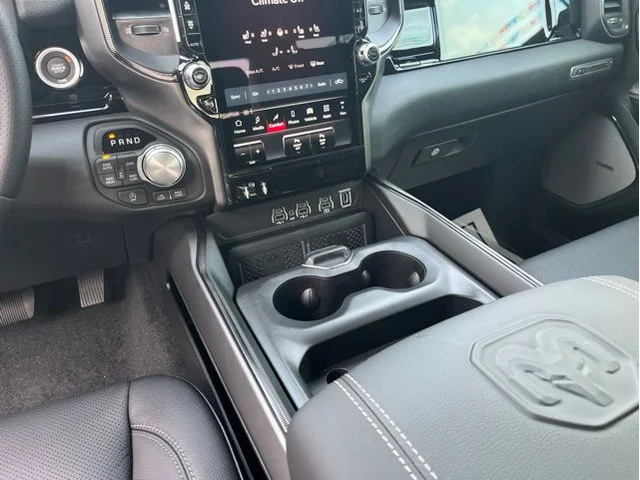 Nuevos RAM 1500 à Estados chez autogozo